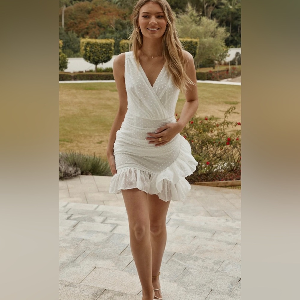 Selfie Leslie CHERISH THE MOMENT RUCHED RUFFLE HAIL SPOT DRESS WHITE